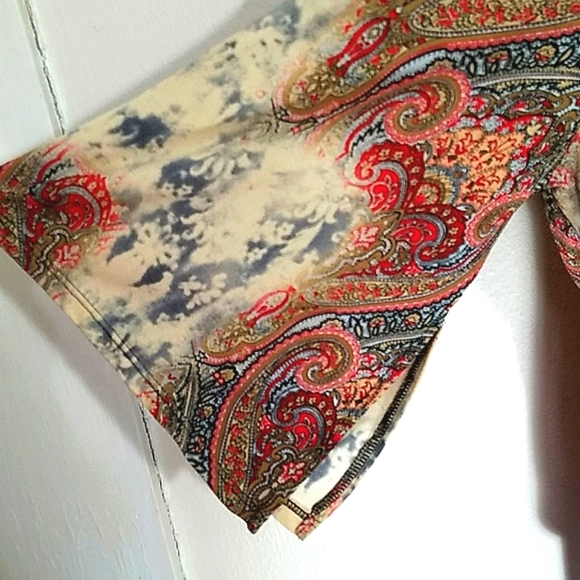 Top short sleeves stretchy paisley scroll print pullover brown cream red - Picture 3 of 7